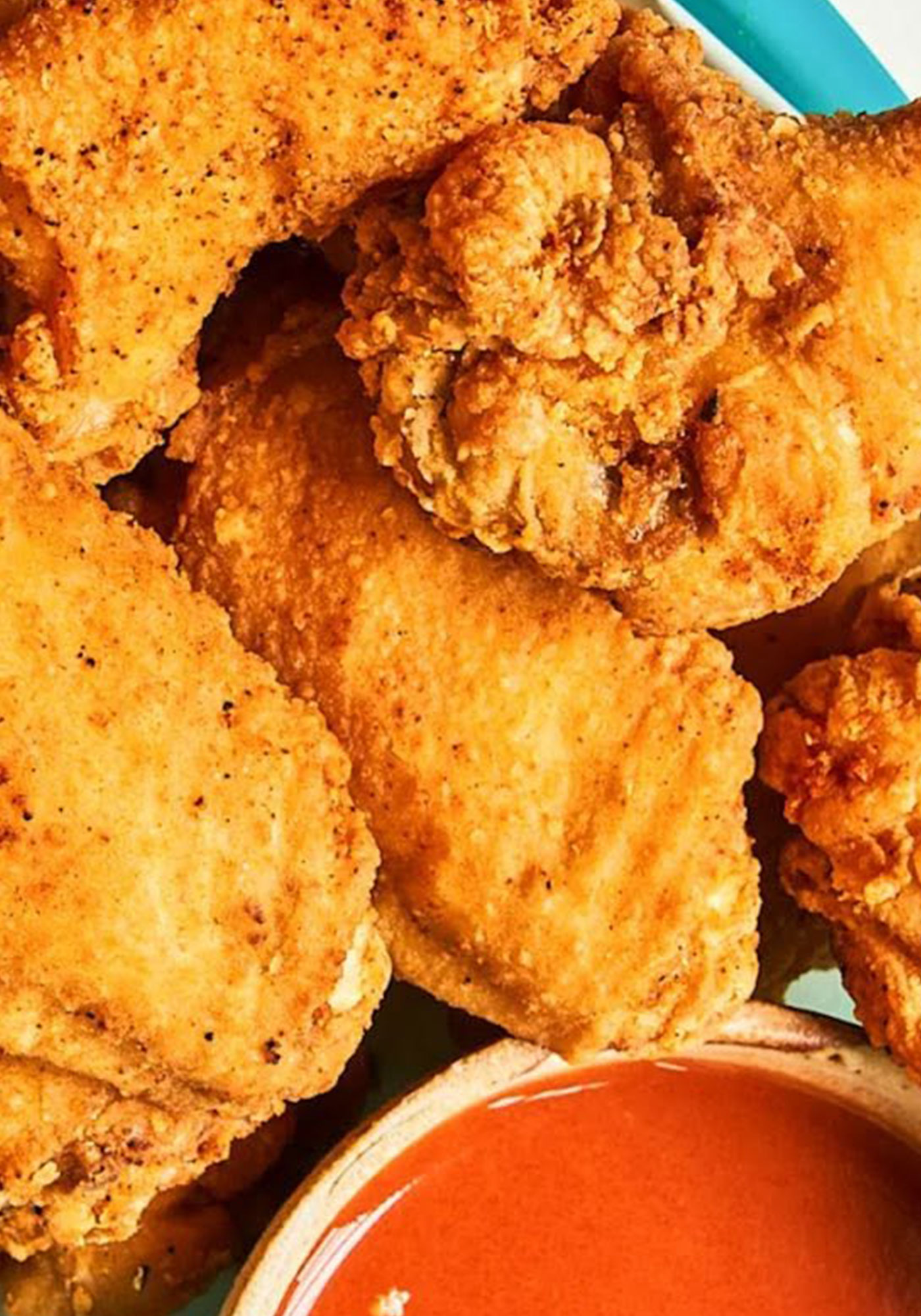 Knot Hole Bar Jumbo Wing Dings
