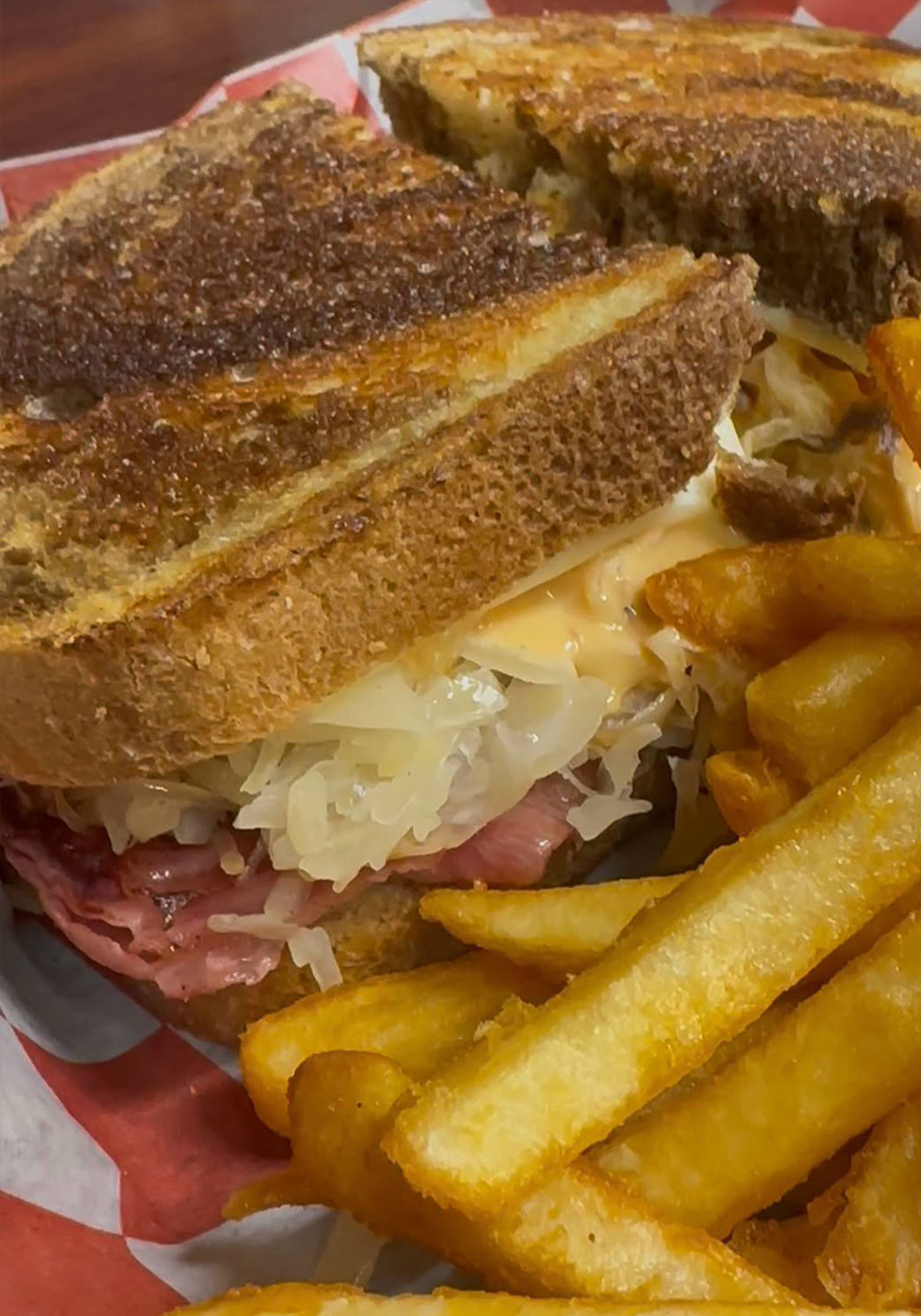Knot Hole Bar Reuben Sandwich